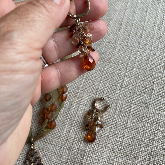 Vtg Necklace and Earrings Set, Amber Color with Sage Green Ribbon, Fall Colours - Picture 3 of 6